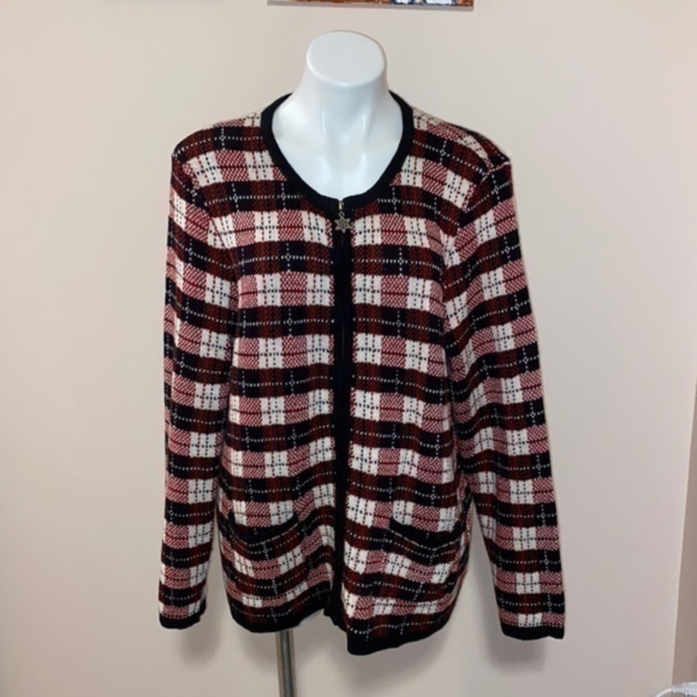 Zip Plaid Sweater